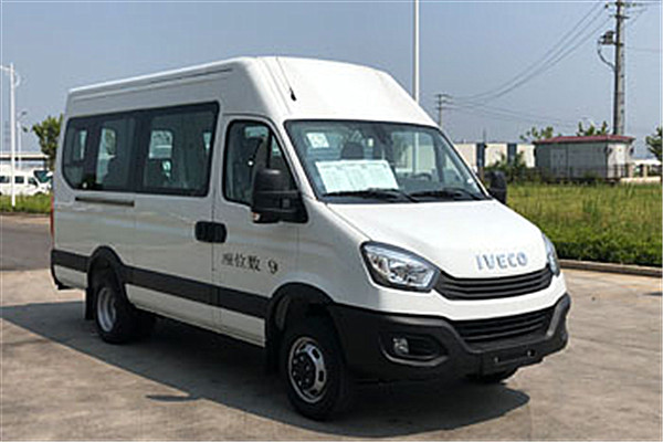 南京依维柯多用途乘用车租赁包车(国六)9
